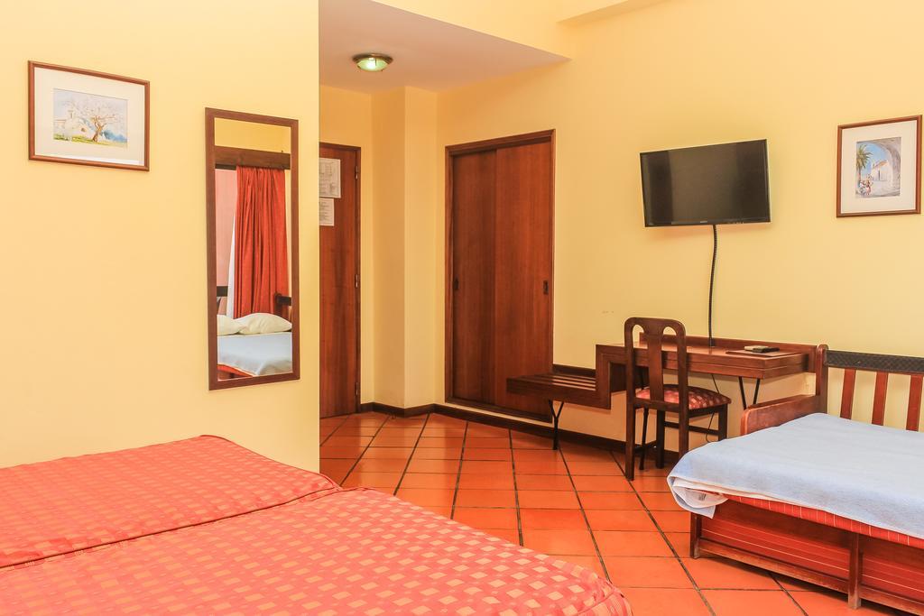 Hotel Colina Dos Mouros Силвес Екстериор снимка