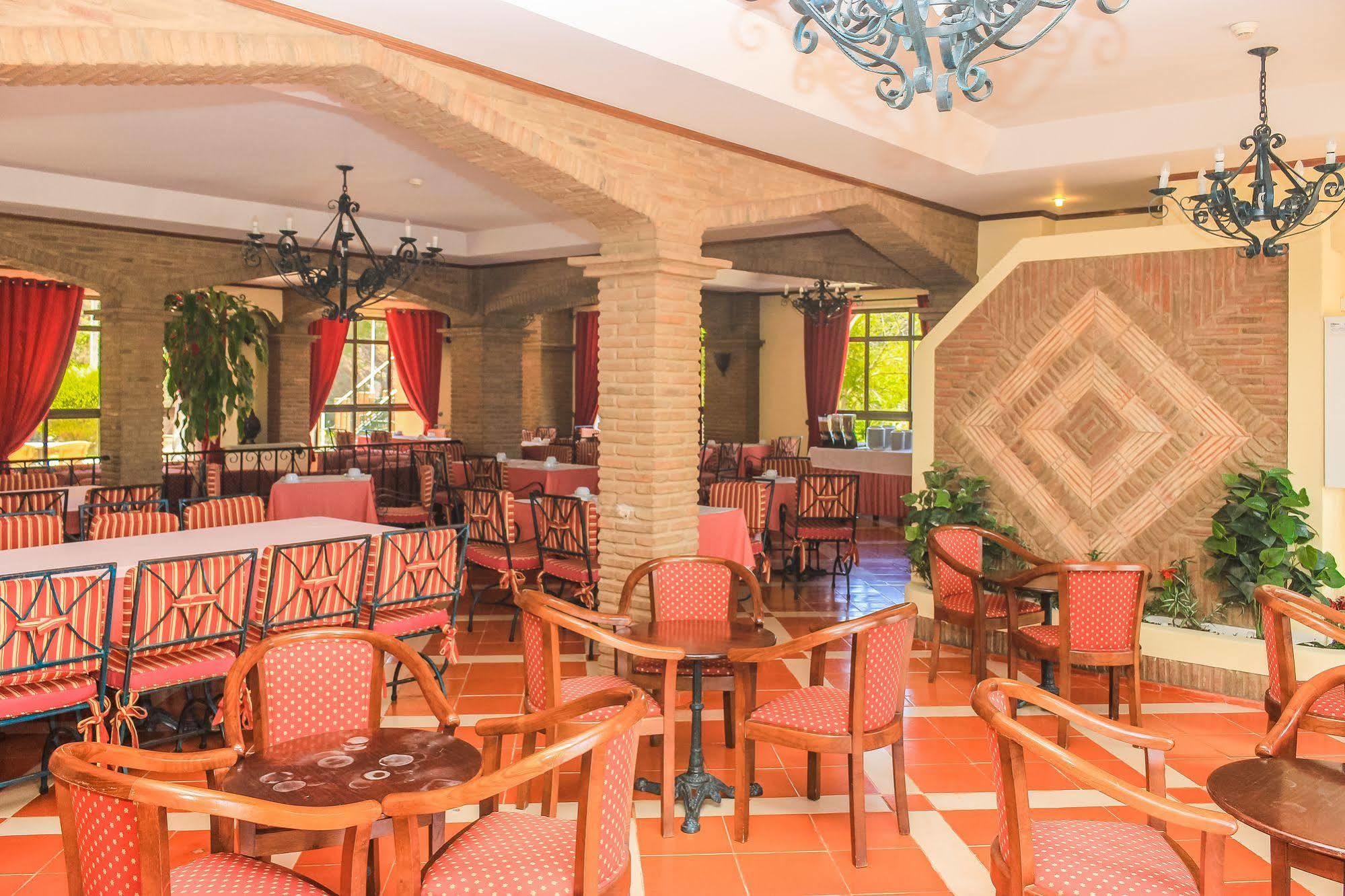 Hotel Colina Dos Mouros Силвес Екстериор снимка